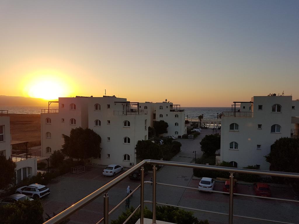 Aphrodite Beachfront Penthouse Apartment Καζιβερά Εξωτερικό φωτογραφία
