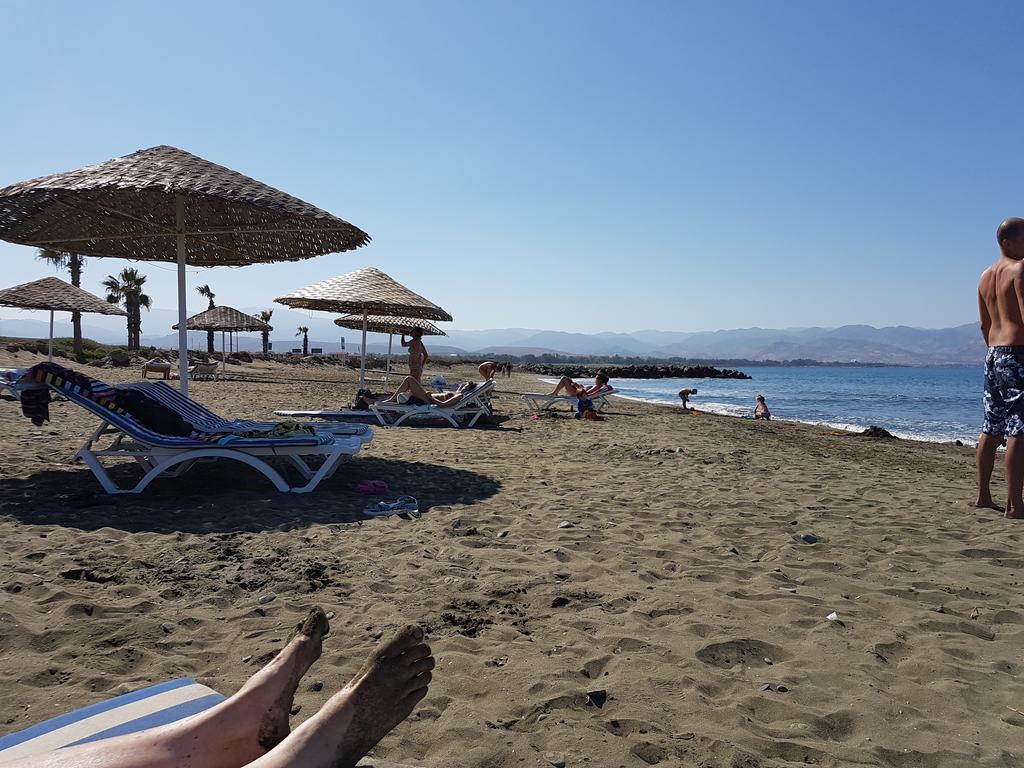 Aphrodite Beachfront Penthouse Apartment Καζιβερά Εξωτερικό φωτογραφία