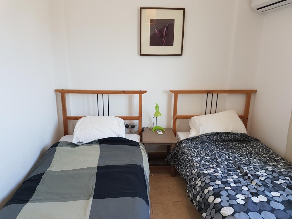 Aphrodite Beachfront Penthouse Apartment Καζιβερά Εξωτερικό φωτογραφία