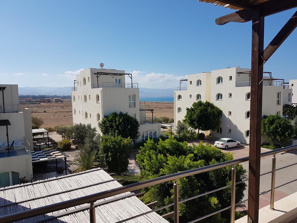 Aphrodite Beachfront Penthouse Apartment Καζιβερά Εξωτερικό φωτογραφία